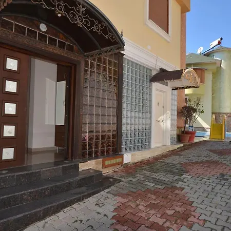 Luxury 5 Bedroom With Communal Pool, 1038 Вилла *