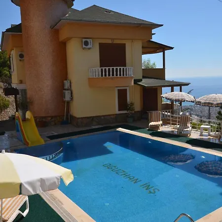 Luxury 5 Bedroom With Communal Pool, 1038 Вилла *