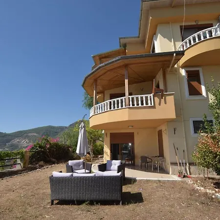 Luxury 5 Bedroom With Communal Pool, 1038 Villa Alanya